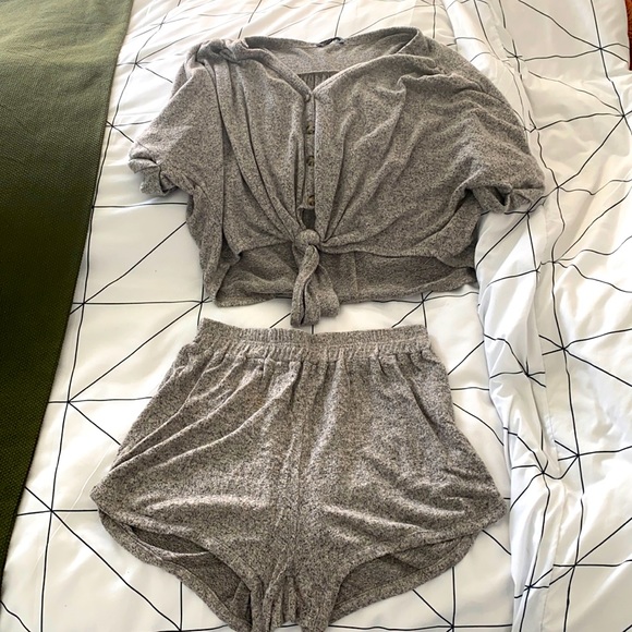 Super Soft Shirt and Short Set - Picture 1 of 11